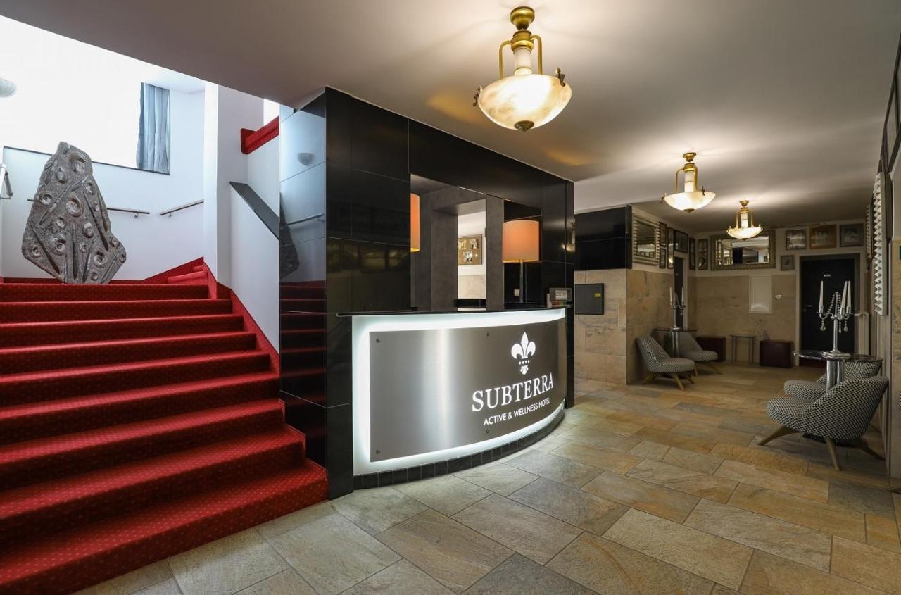 Active & Wellness Hotel Subterra Ostrov  Exterior photo